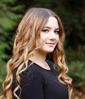 Image of Kaylie, a student at Oregon Connections Academy.